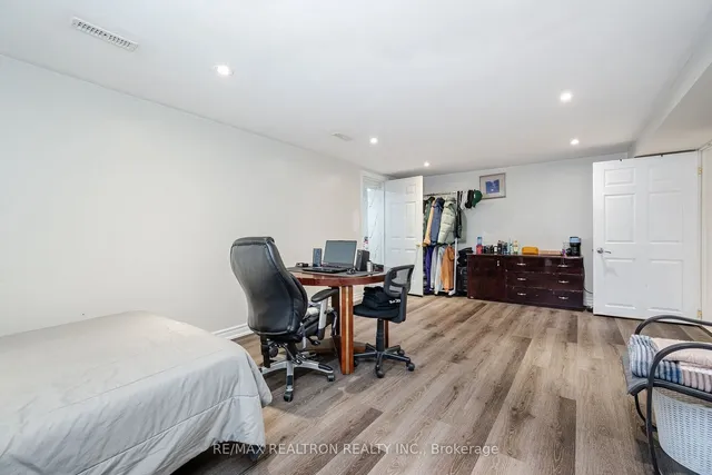 Additional image 33 of 24 Gracemount Cres