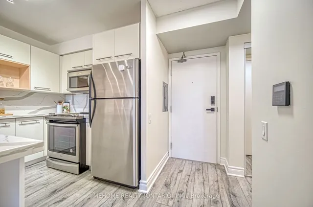 Additional image 11 of 21 Carlton St Unit 909