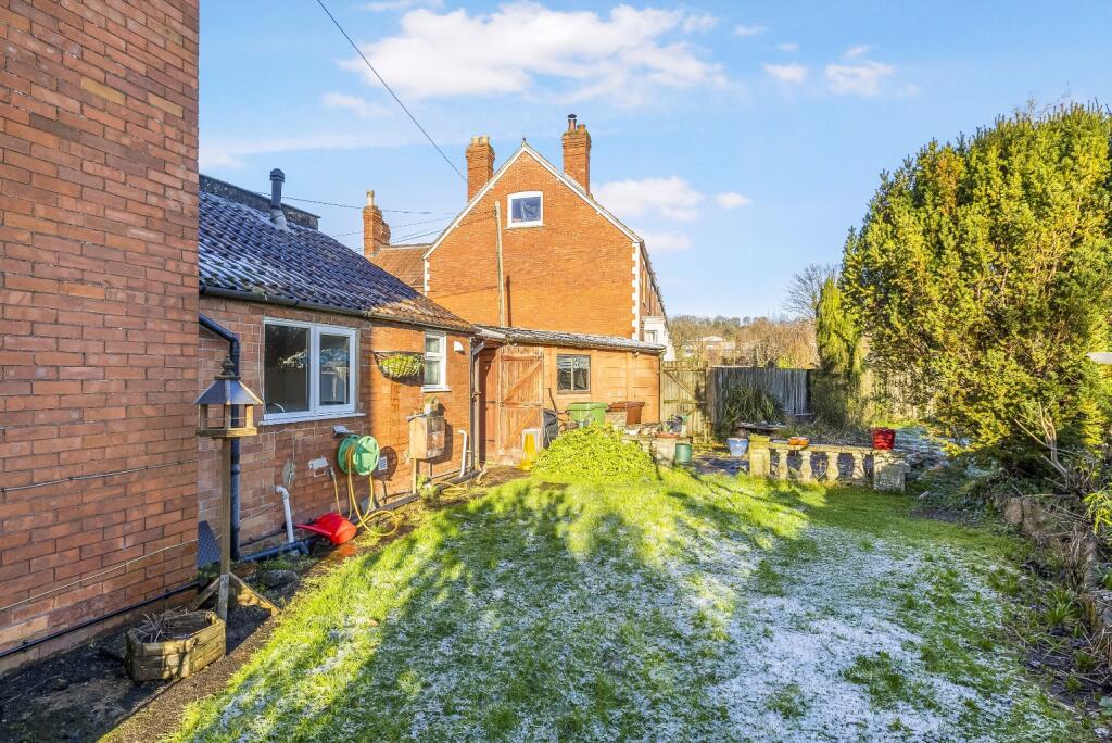 Additional image 24 of Central Wells