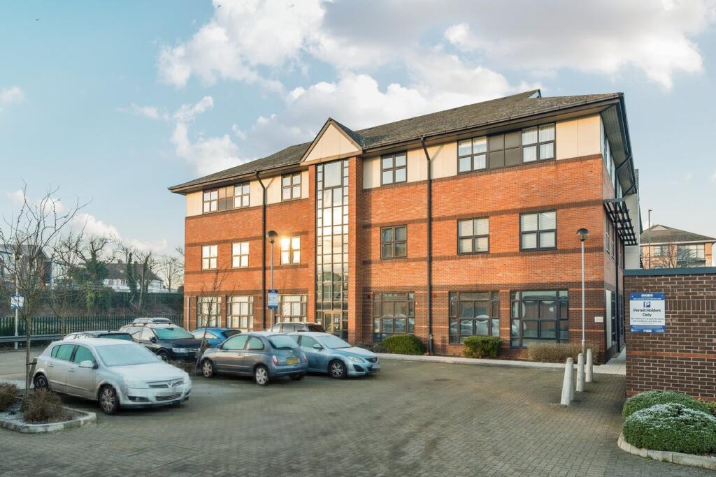 Additional image 14 of Great North Road, Hatfield, AL9