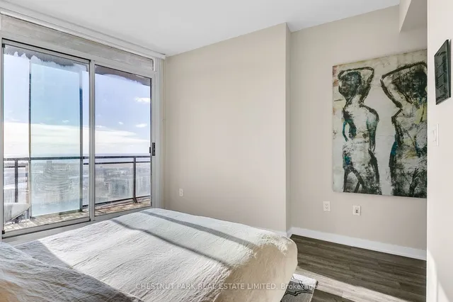 Additional image 20 of 25 Capreol Crt Unit 3010