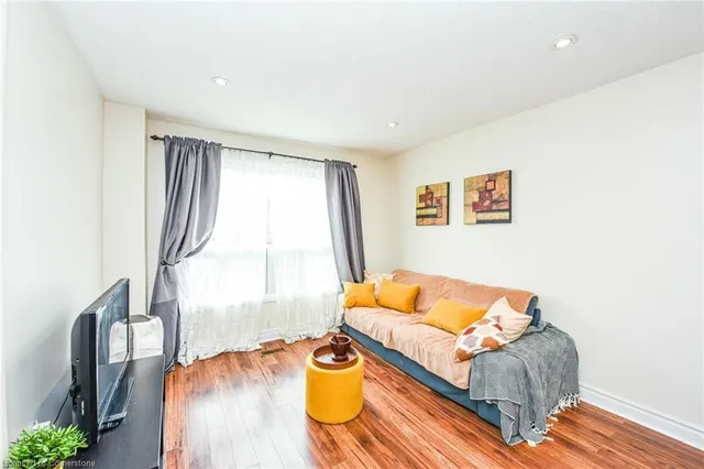 Additional image 22 of 47 Ellis Dr Unit 47