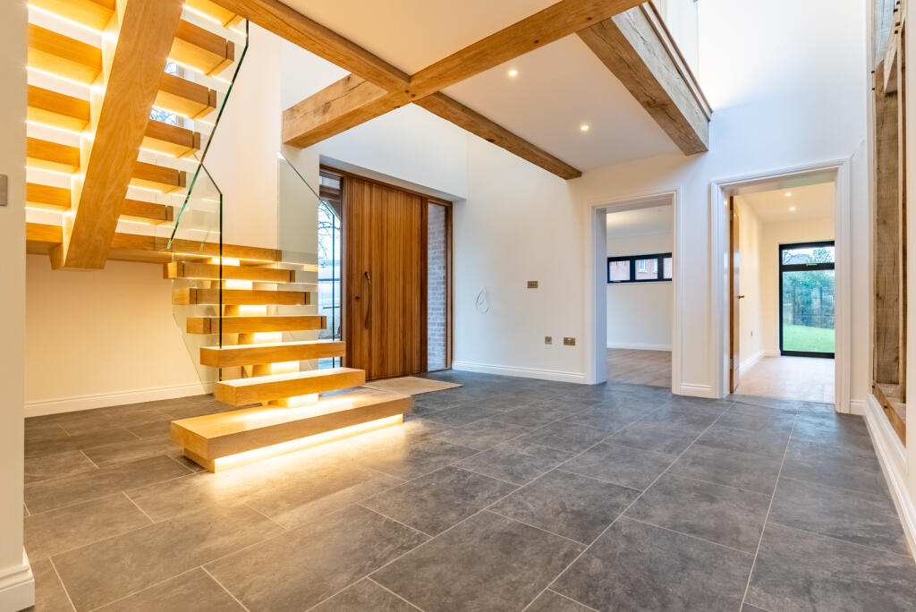 Additional image 8 of Oakridge, Drop Lane, Bricket Wood, St Albans, AL2