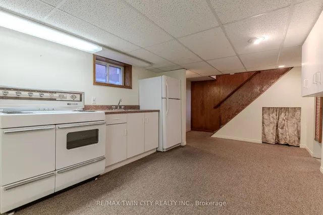 Additional image 5 of 547 Roxborough Ave