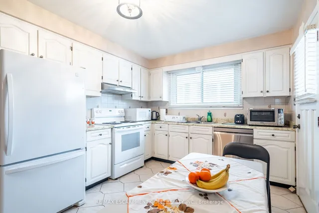 Additional image 14 of 662 West 5th St