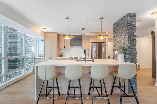 Additional image 11 of 185 Legion Rd Unit 1807