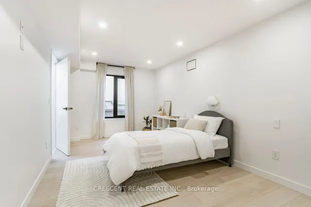 Additional image 18 of 284 Ellis Ave