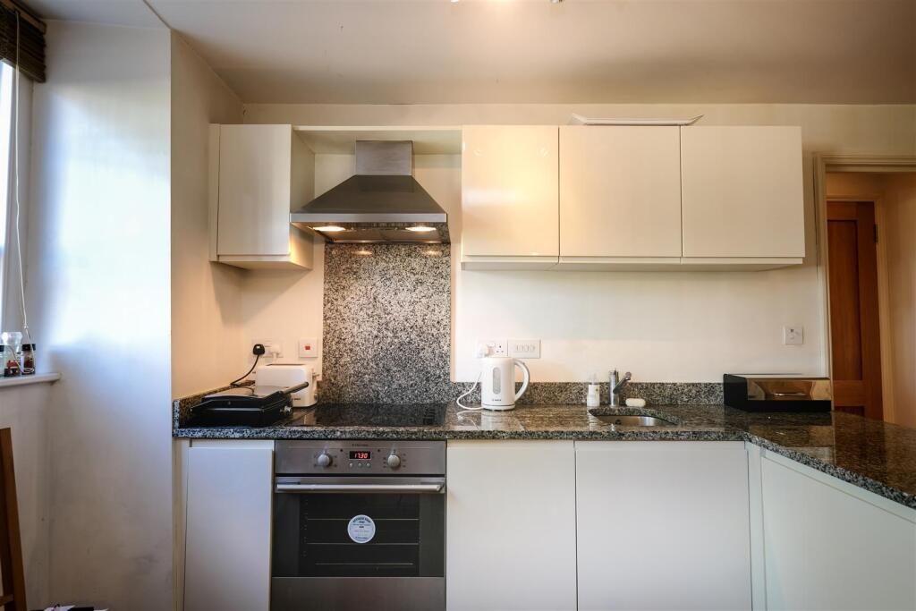 Additional image 3 of Ladymead House, Walcot Street