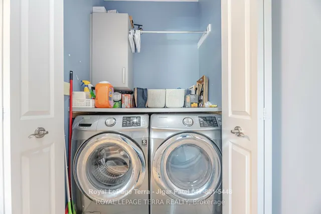 Additional image 26 of 2220 Queensway Dr Unit 2