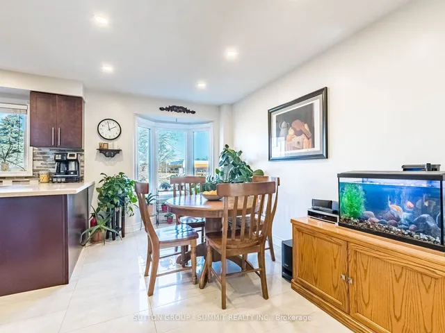 Additional image 13 of 2 Sir Lou Dr Unit 20