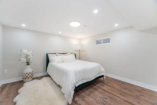 Additional image 8 of 663 Cape Ave