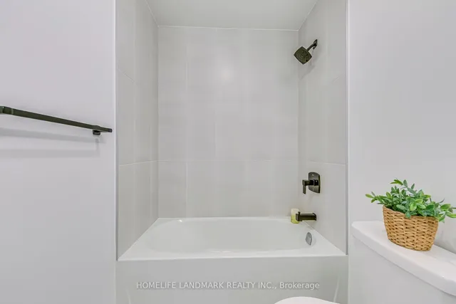 Additional image 32 of 36 Zorra St Unit 2002