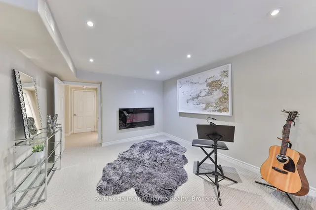 Additional image 35 of 1334 DEVON Rd