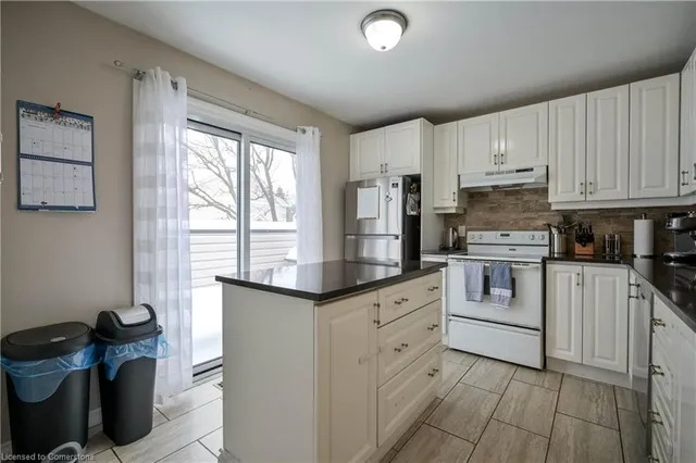 Additional image 8 of 205 Highland Cres Unit 12