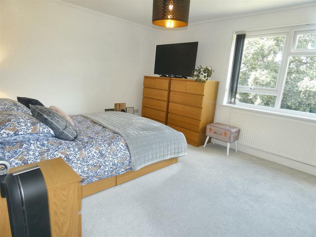 Additional image 11 of Eaton Court, Mulroy Road, Sutton Coldfield, Birmingham