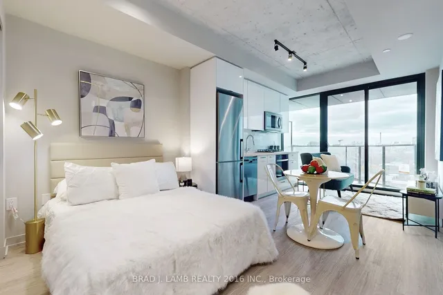 Additional image 2 of 195 McCaul St Unit 1014