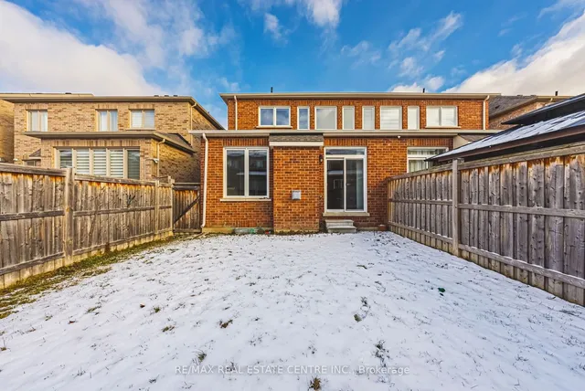 Additional image 39 of 23 Little Britain Cres