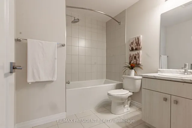 Additional image 27 of 25 Greenwich Ave