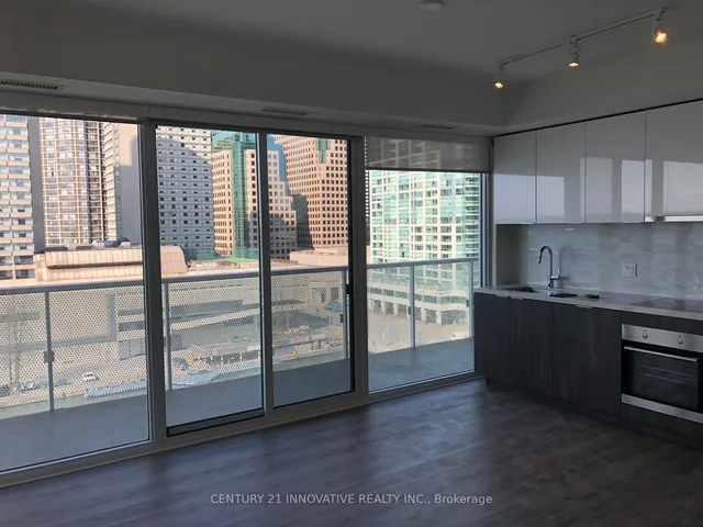 Additional image 22 of 15 Queens Quay Unit 911
