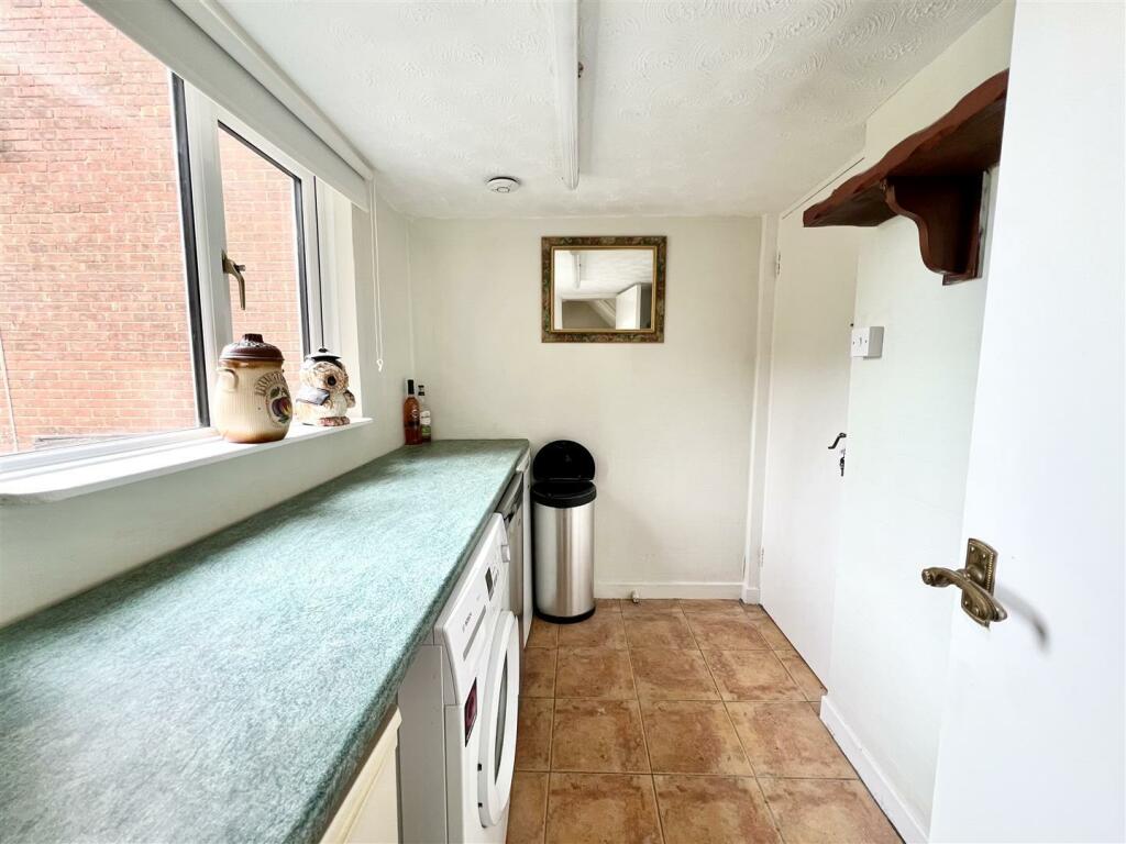 Additional image 8 of Rough Hill Drive, Rowley Regis