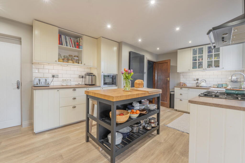 Additional image 13 of Melrose Avenue, Sutton Coldfield, B73 6NT