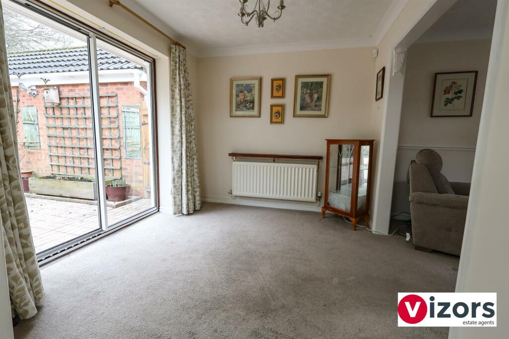 Additional image 4 of Fernwood Close, Wirehill, Redditch