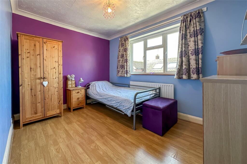 Additional image 8 of Oakwood Drive, St. Albans, Hertfordshire, AL4
