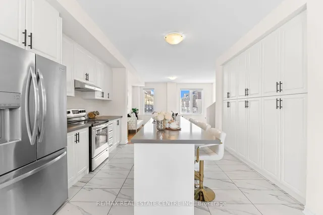 Additional image 12 of 16 Arcola St