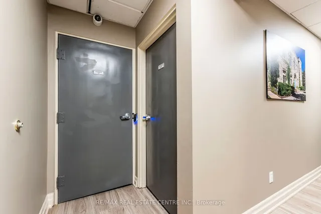 Additional image 29 of 81 Millside Dr Unit 902