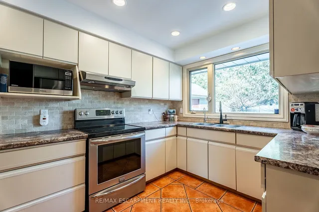 Additional image 12 of 2014 Cavendish Dr