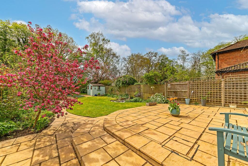 Additional image 14 of Springwood Walk, St Albans