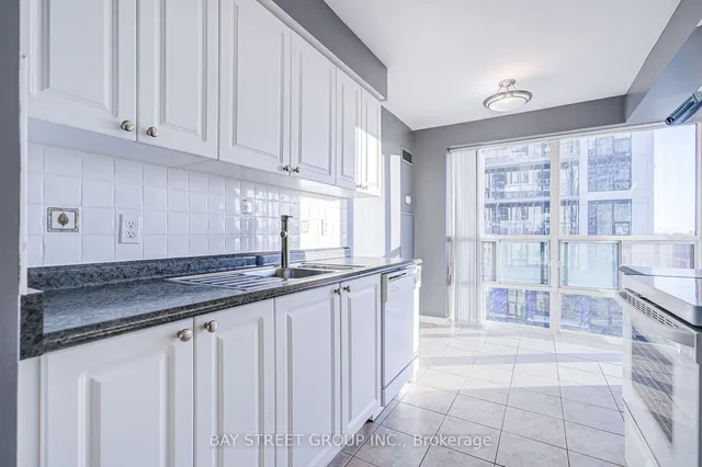 Additional image 15 of 28 Olive Ave Unit 802