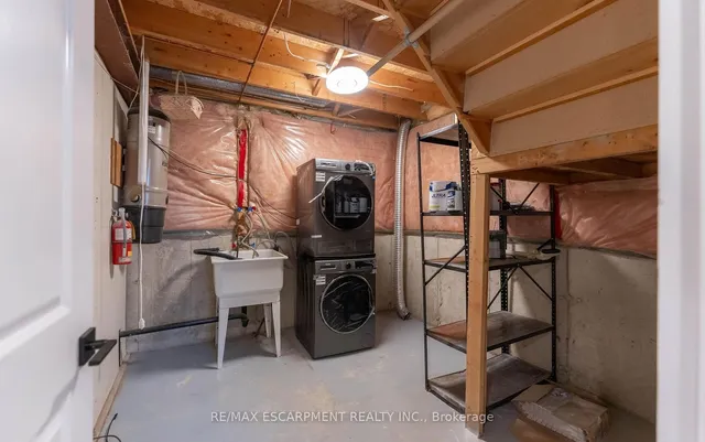 Additional image 28 of 29 Featherwood Cres