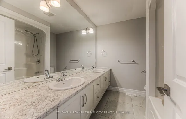 Additional image 22 of 48 Fourth Ave