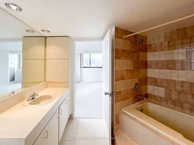 Additional image 33 of 15 McMurrich St Unit 1202