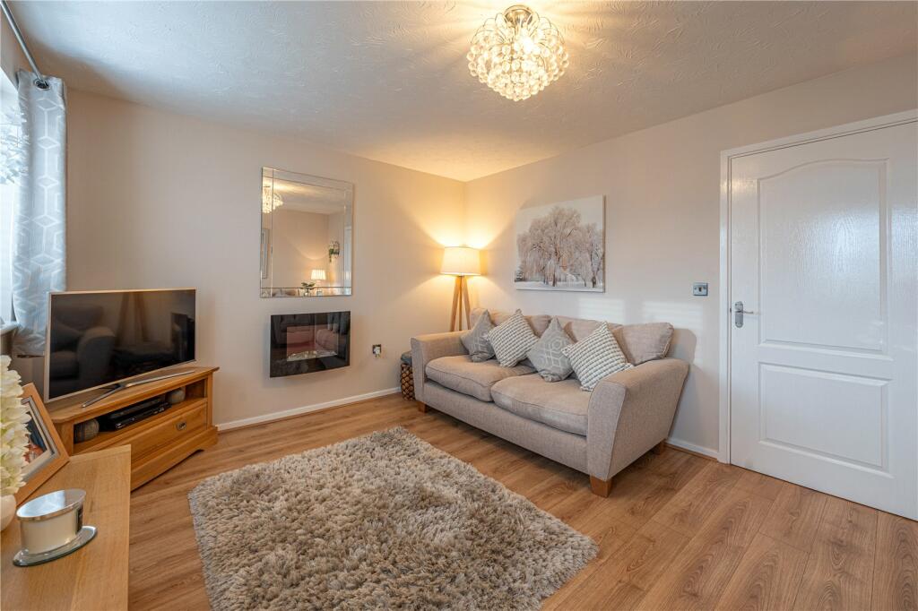 Additional image 20 of Fox Close, Tamworth, Staffordshire, B77