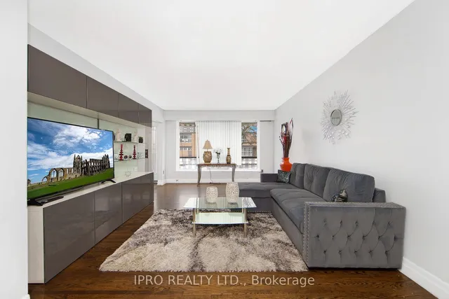 Additional image 5 of 104 Topcliff Ave