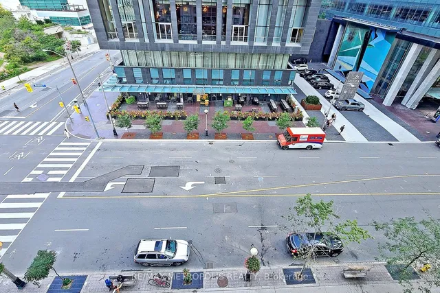 Additional image 14 of 51 Lower Simcoe St Unit 319