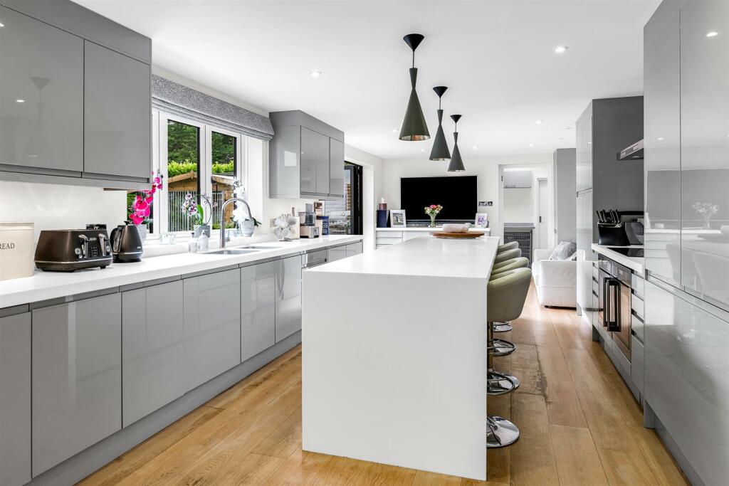 Additional image 10 of Hertford Road, Welwyn