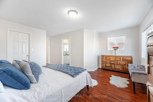 Additional image 20 of 1071 Kennedy Circ