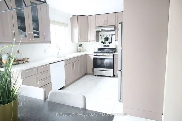 Additional image 9 of 22 Cranberry Cres