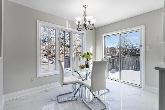 Additional image 13 of 3 Lake Louise Dr