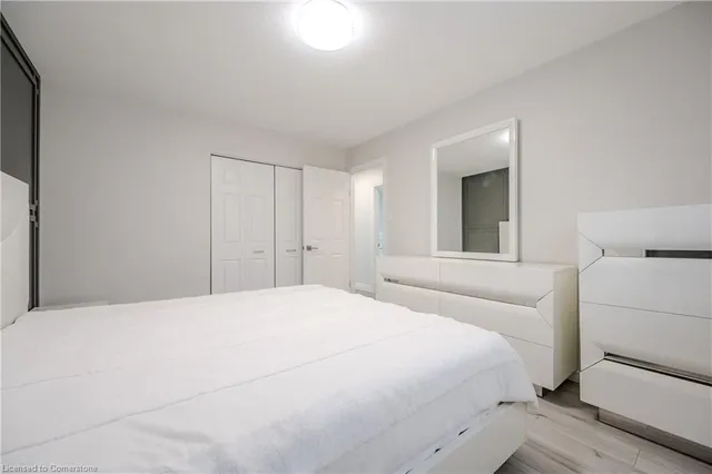 Additional image 31 of 201 Erinbrook Dr