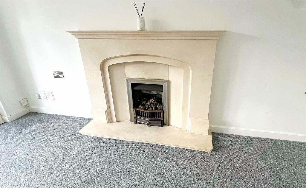 Additional image 4 of Edge Hill Road, Four Oaks