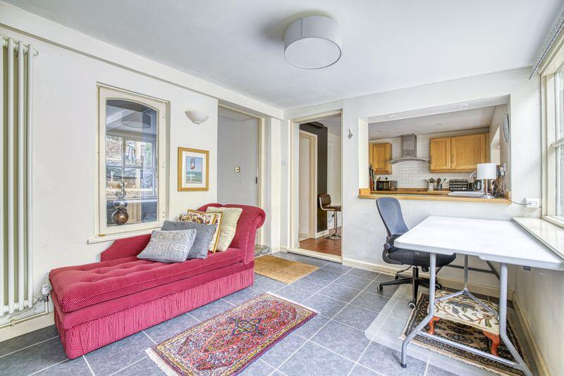 Additional image 11 of A fine townhouse with large garden, garage and parking in central Bruton