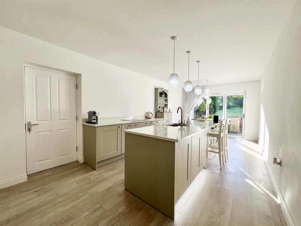 Additional image 4 of Winston Drive, Romsley, Halesowen