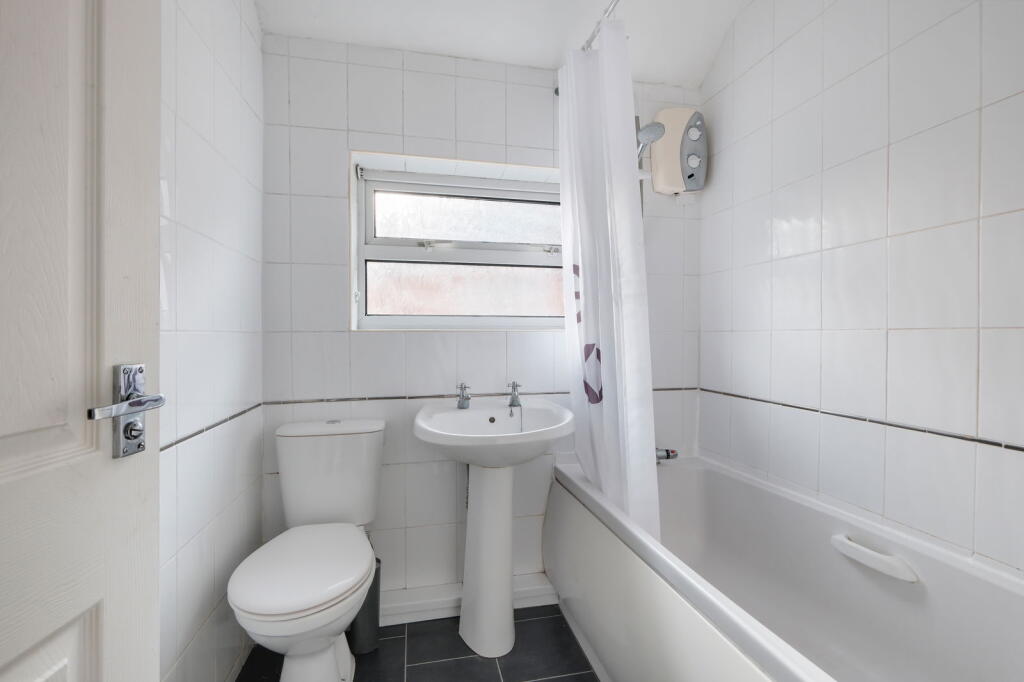 Additional image 11 of Orchard Avenue, Solihull, B91 2LS