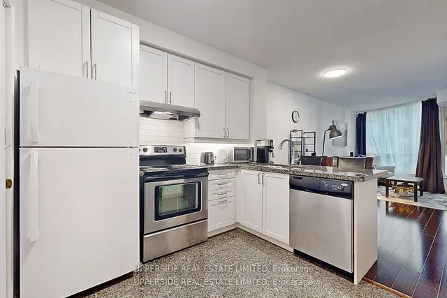 Additional image 16 of 55 Bloor St Unit 901