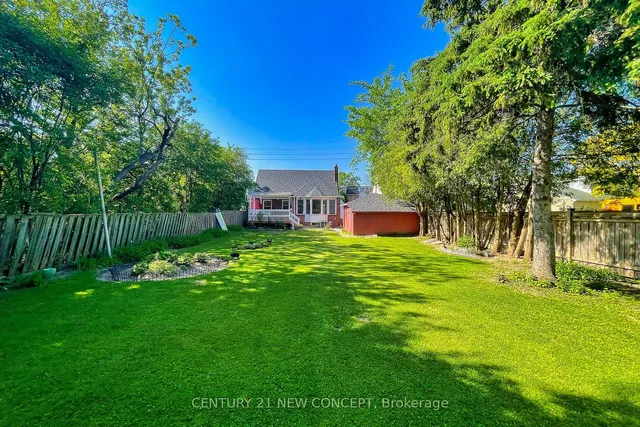 Additional image 39 of 205 Finch Ave