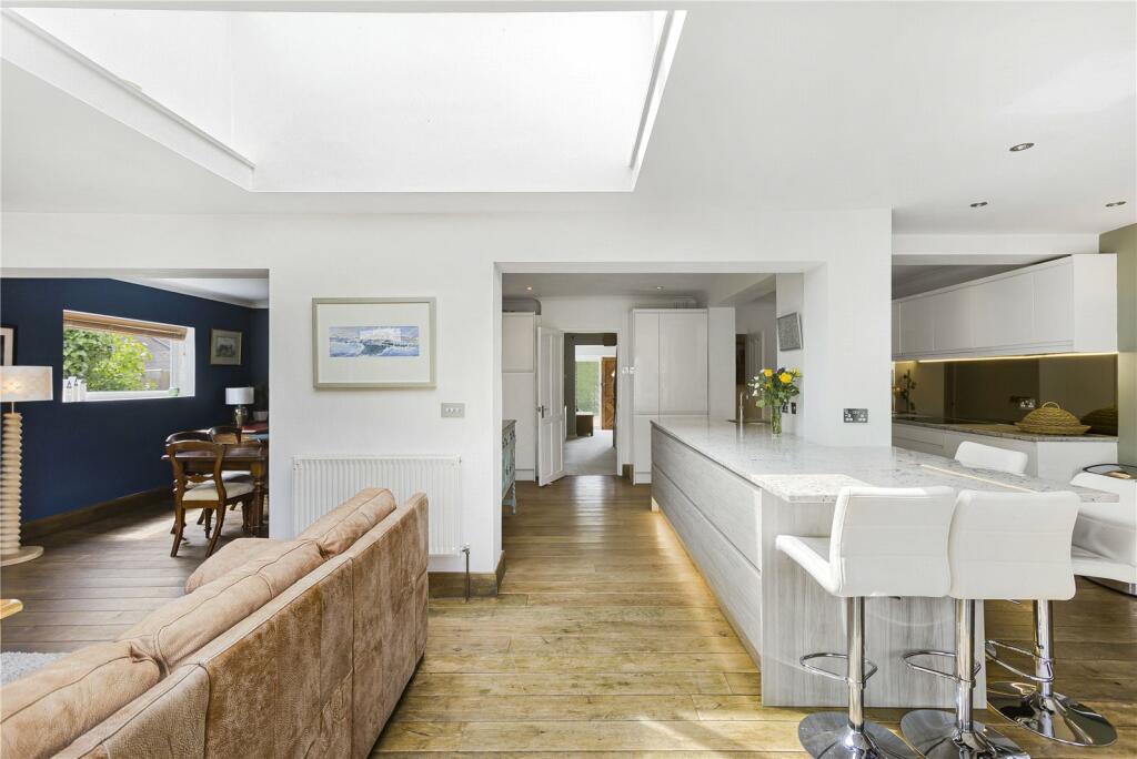 Additional image 12 of Bluebridge Road, Brookmans Park, Hertfordshire, AL9